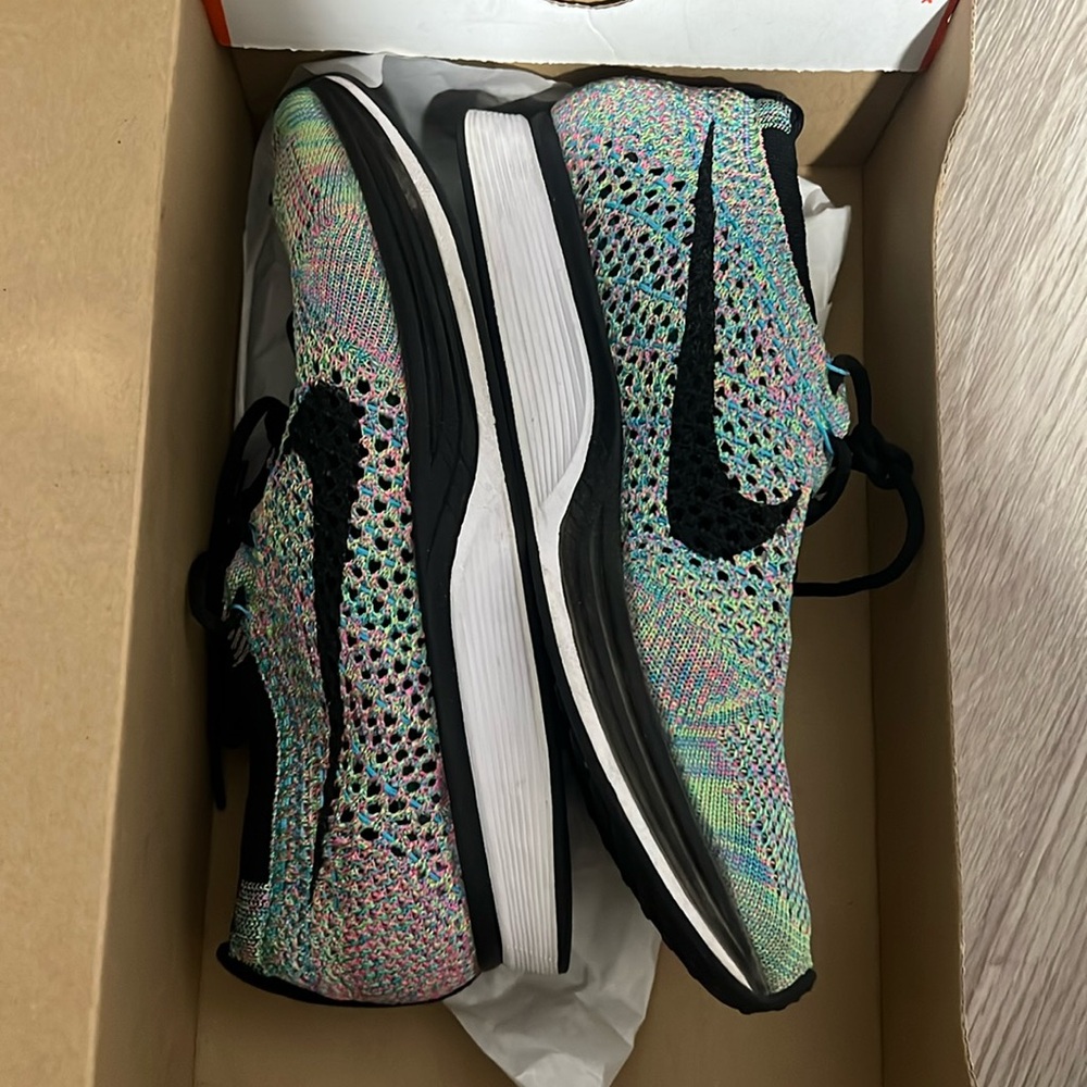Nike Multicolor Flyknit Sneakers
